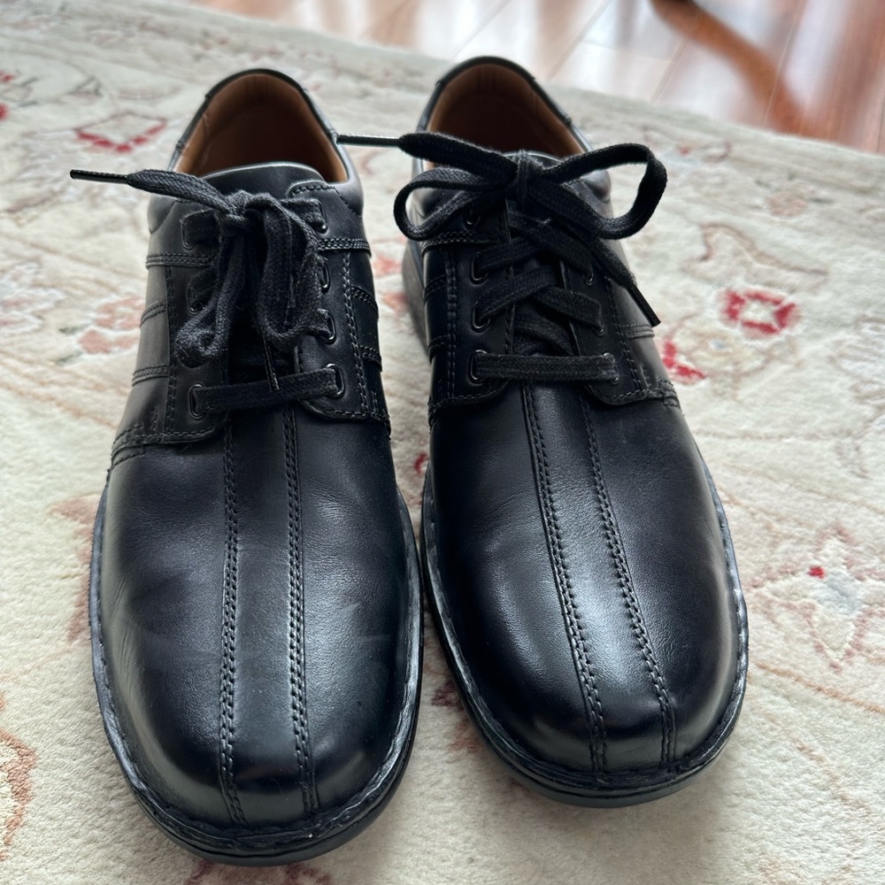 Men’s Clark’s Dress shoes